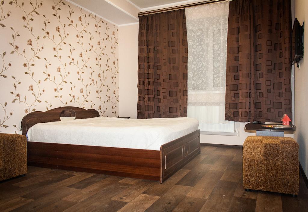 Vesela Bdzhilka Hotel Sumy Room photo